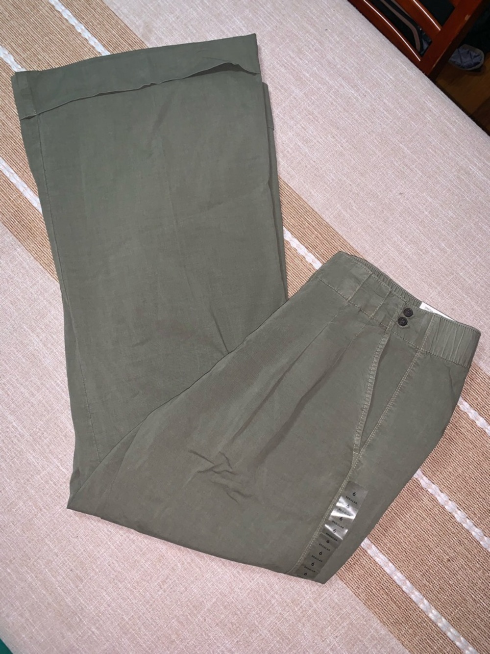 American Eagle Outfitters Olive Green Wide Leg Pants